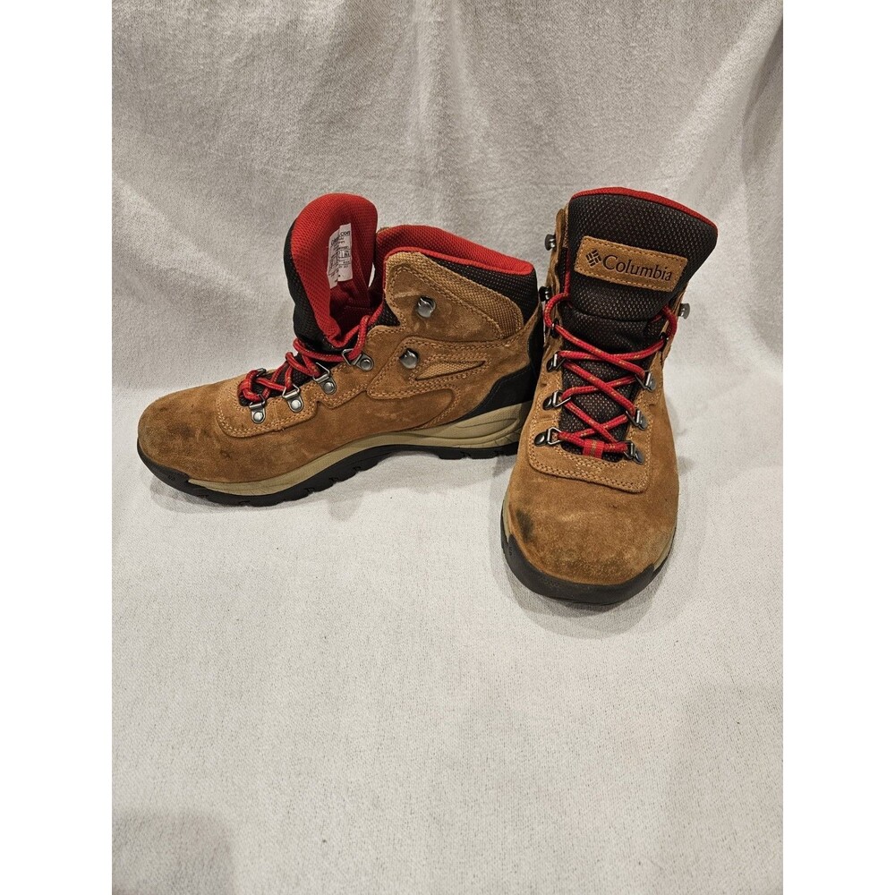 Columbia Women's Newton Ridge Hiking Boot Size 9.5 Waterproof Lace Up Tan Brown